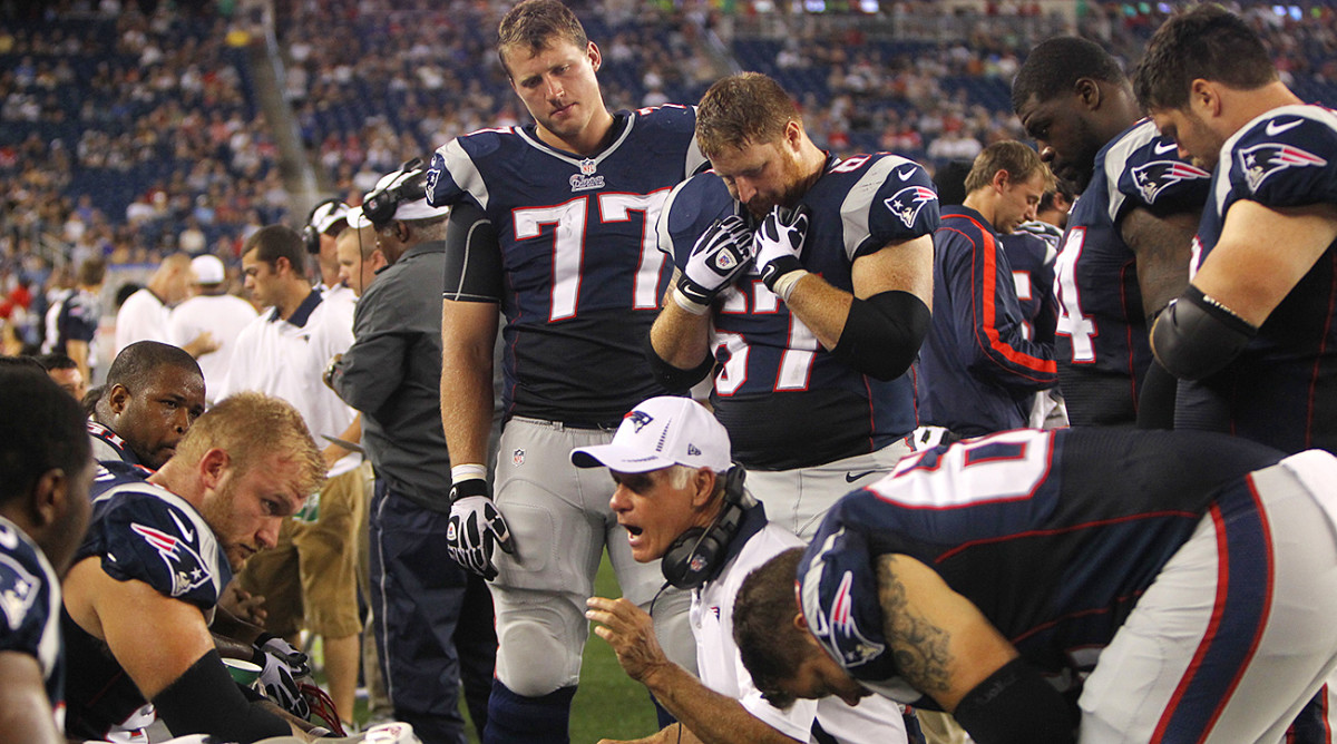 dante-scarnecchia-patriots-offensive-linemen.jpg